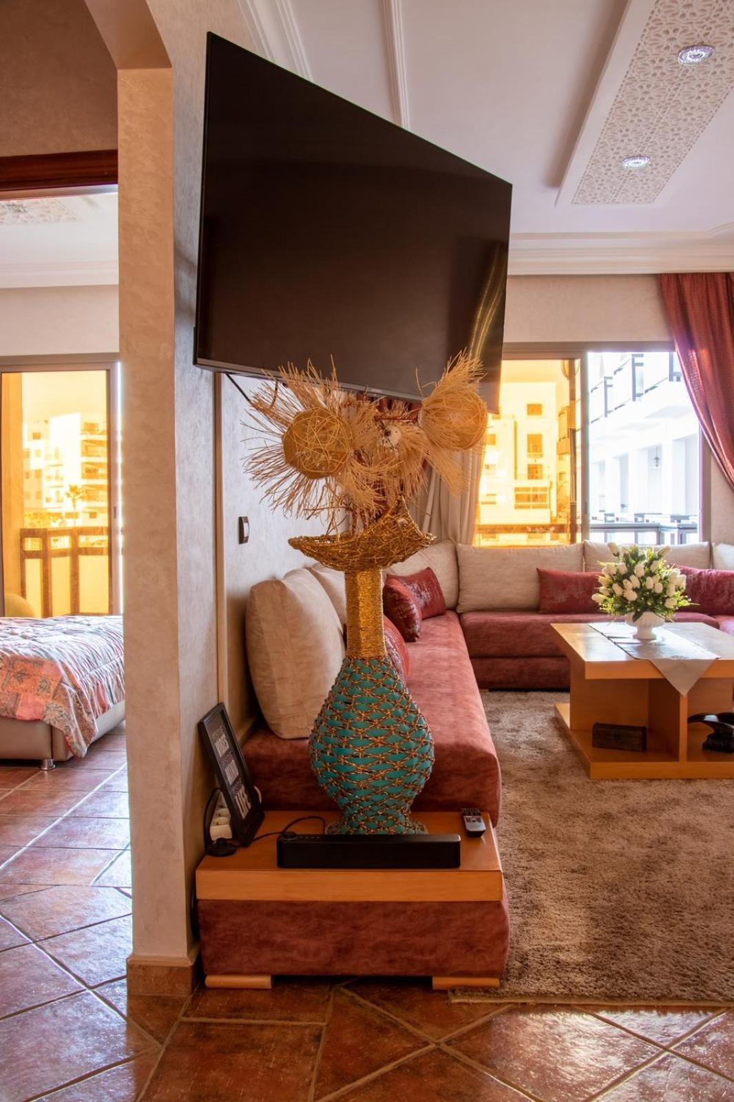 Prime Apt Near Beach With Pool, Amenities, Activities Deals Agadir Eksteriør bilde